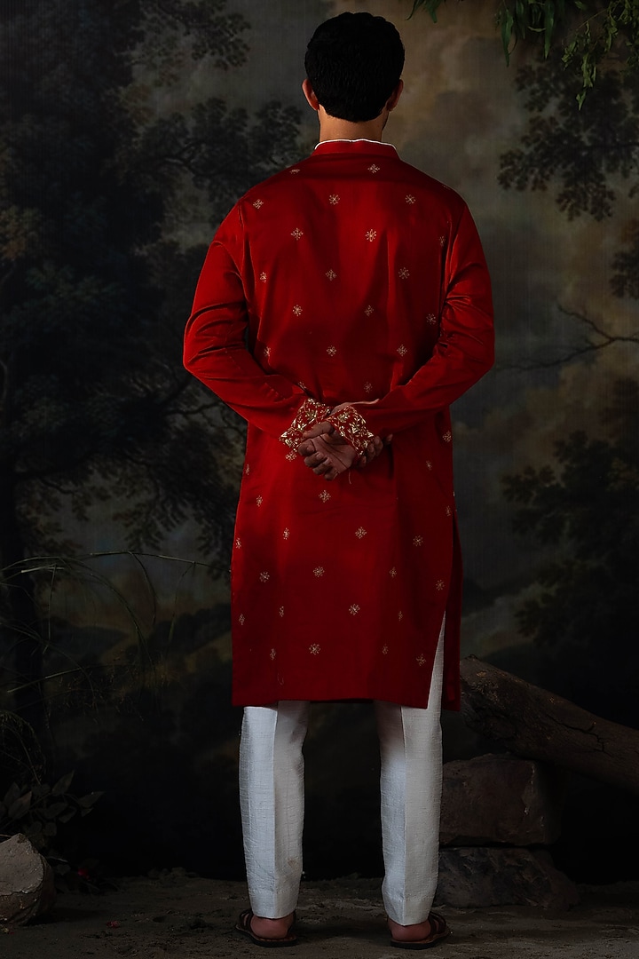 Red Silk Resham Embroidered Kurta Set by AYUSH JAIN at Pernia's Pop Up Shop