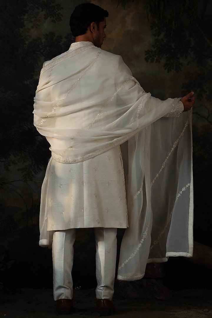 Ivory Silk Thread Embroidered Groom Sherwani Set by AYUSH JAIN at Pernia's Pop Up Shop