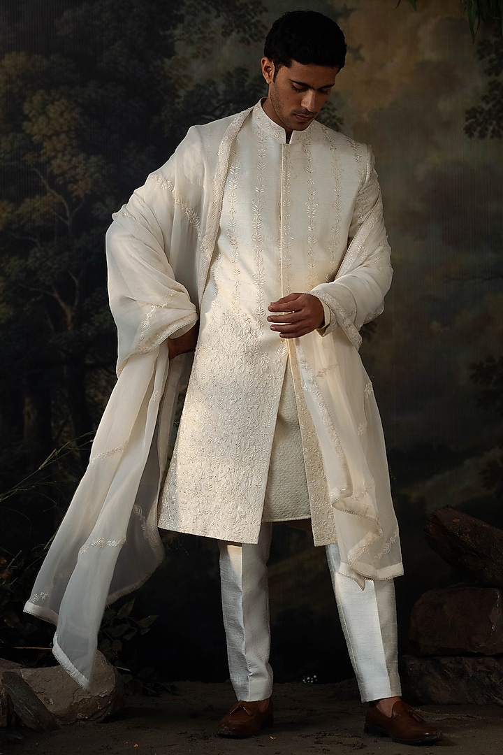Ivory Silk Thread Embroidered Groom Sherwani Set by AYUSH JAIN at Pernia's Pop Up Shop