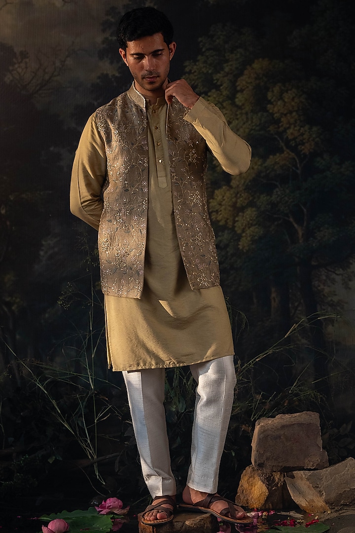 Sage Green Silk Blend Hand Embroidered Bundi Jacket Set by AYUSH JAIN at Pernia's Pop Up Shop