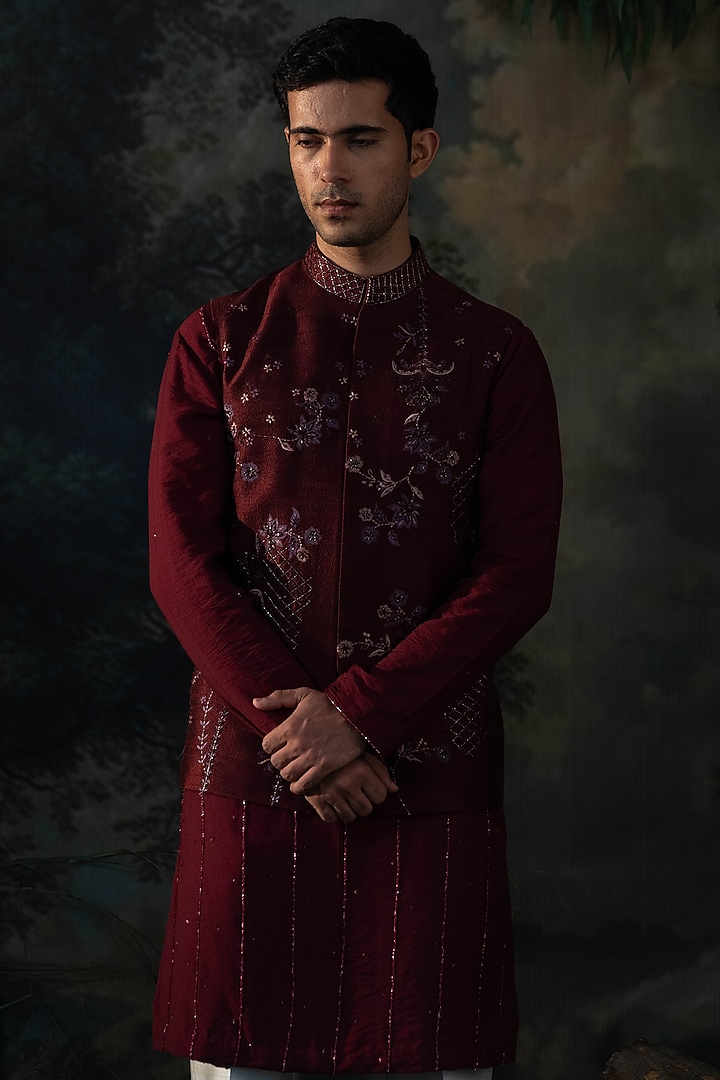 Wine Chanderi Silk Hand Embroidered Bundi Jacket Set by AYUSH JAIN at Pernia's Pop Up Shop