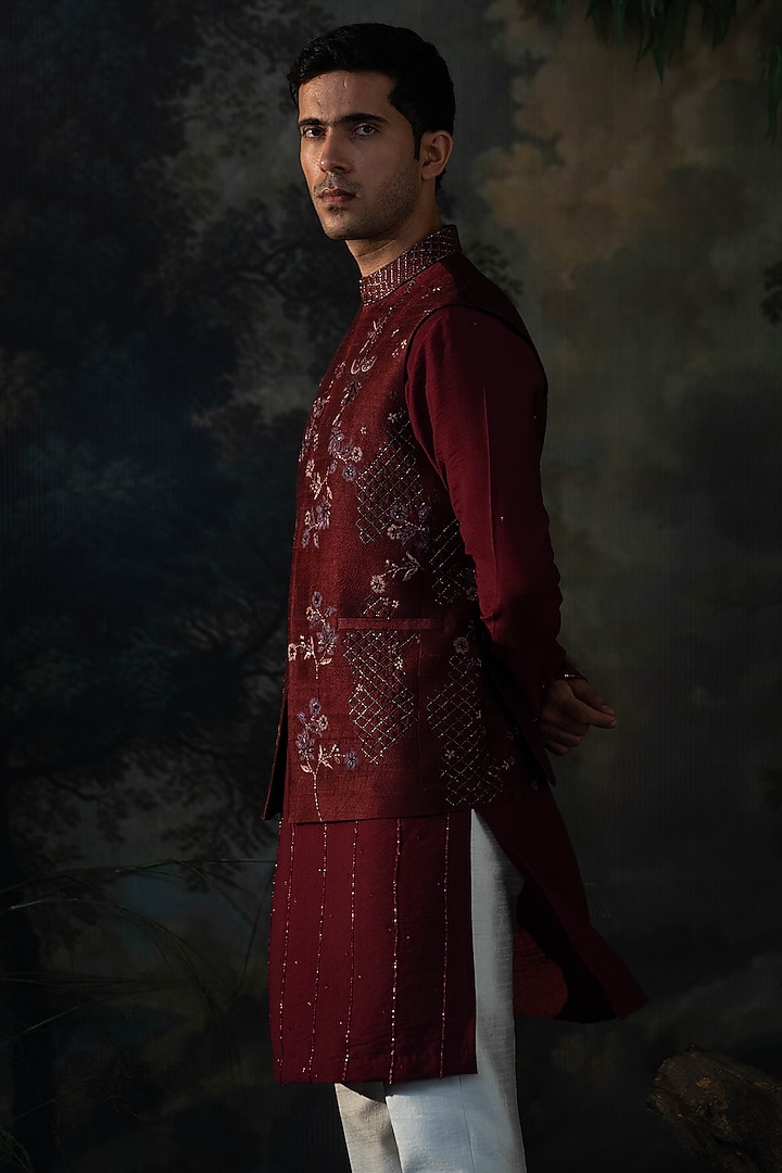 Wine Chanderi Silk Hand Embroidered Bundi Jacket Set by AYUSH JAIN at Pernia's Pop Up Shop