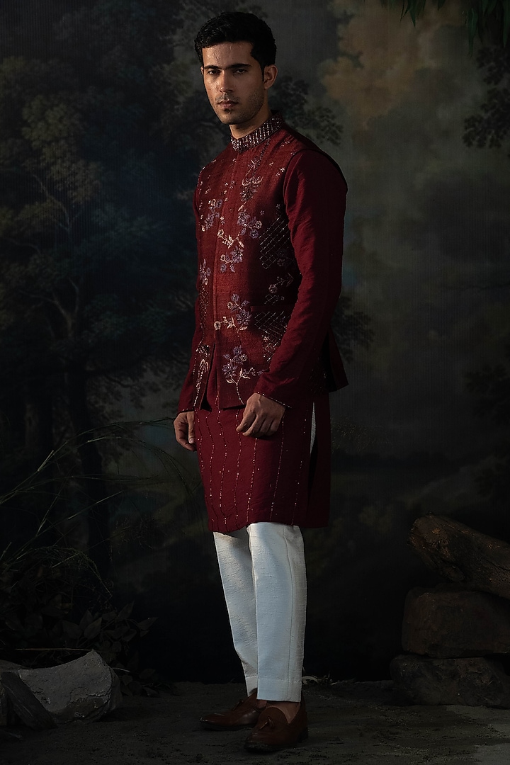 Wine Chanderi Silk Hand Embroidered Bundi Jacket Set by AYUSH JAIN at Pernia's Pop Up Shop