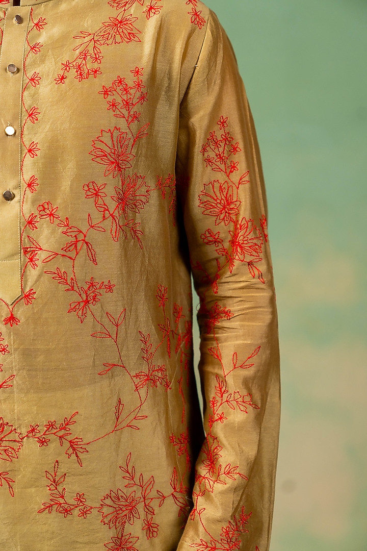 Green Chanderi Resham Embroidered Kurta by AYUSH JAIN at Pernia's Pop Up Shop