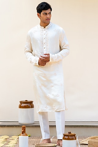 Ivory Linen Satin Resham Embroidered Kurta by AYUSH JAIN