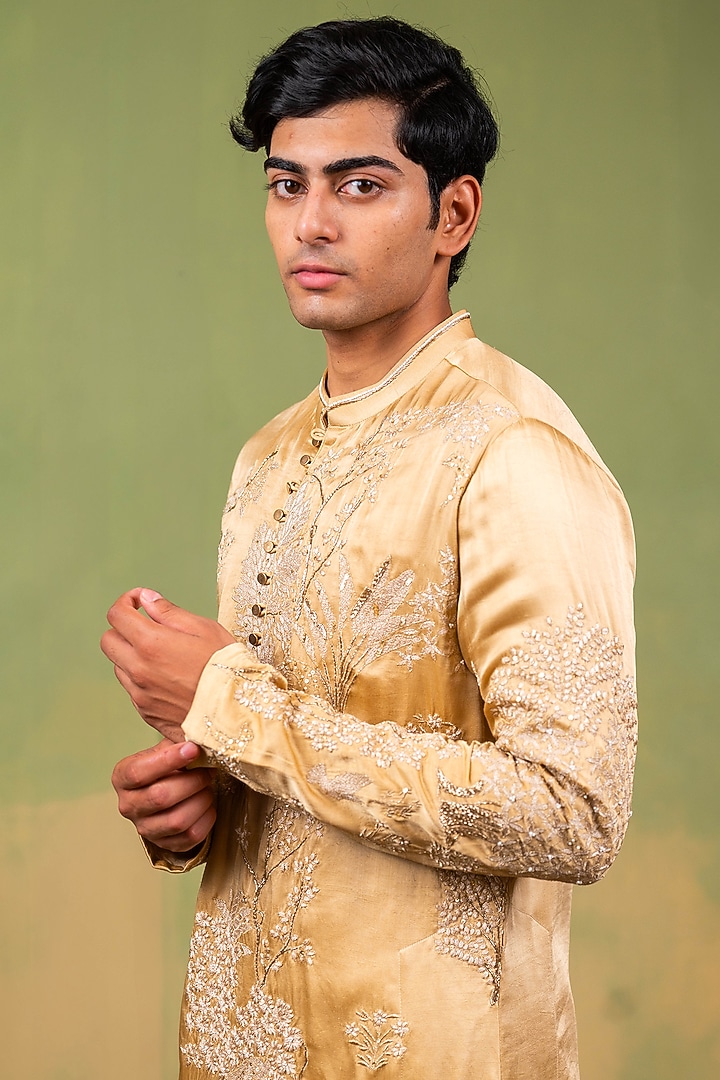Gold Linen Satin Zardosi Embroidered Kurta by AYUSH JAIN at Pernia's Pop Up Shop