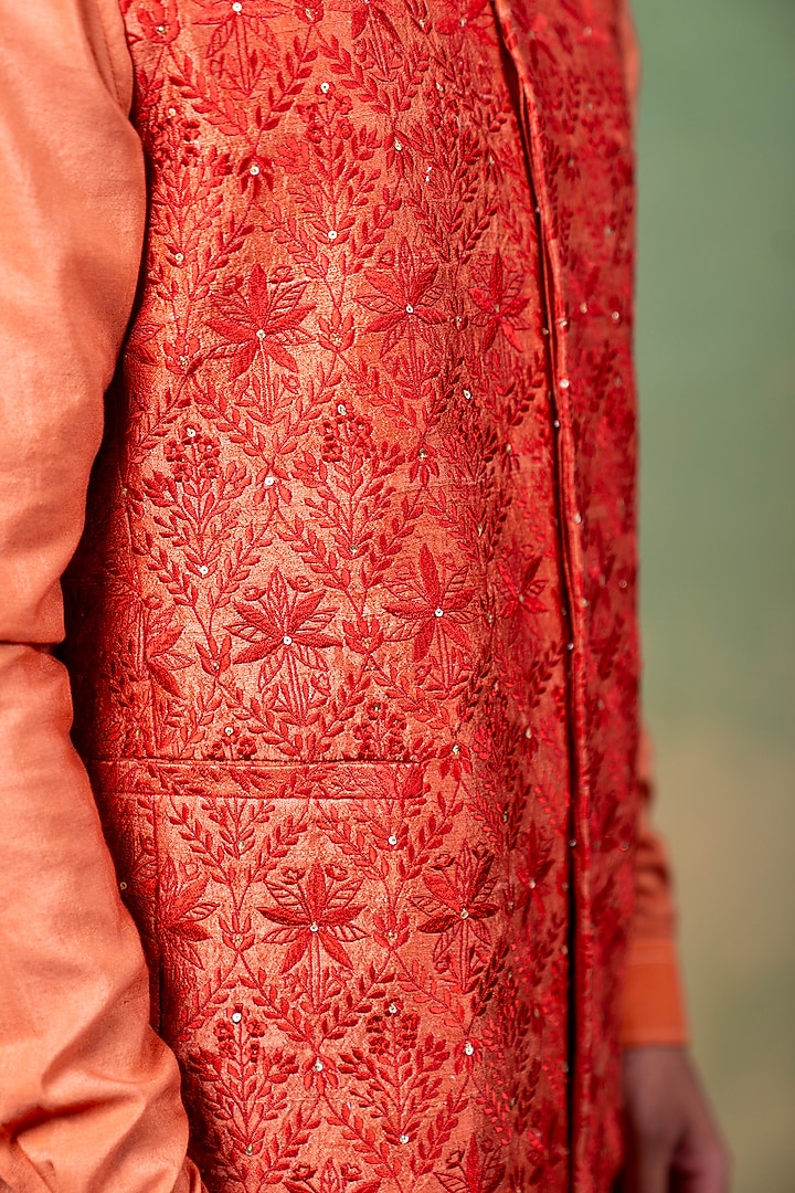 Scarlet Red Raw Silk Tonal Embroidered Bundi Jacket by AYUSH JAIN at Pernia's Pop Up Shop