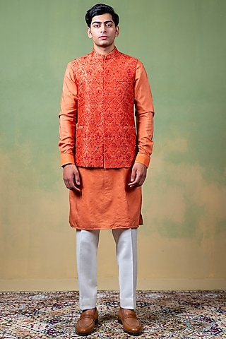 Scarlet Red Raw Silk Tonal Embroidered Bundi Jacket Set by AYUSH JAIN