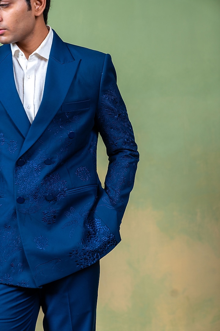 Navy Blue Suiting Double-Breasted Suit Set by AYUSH JAIN at Pernia's Pop Up Shop