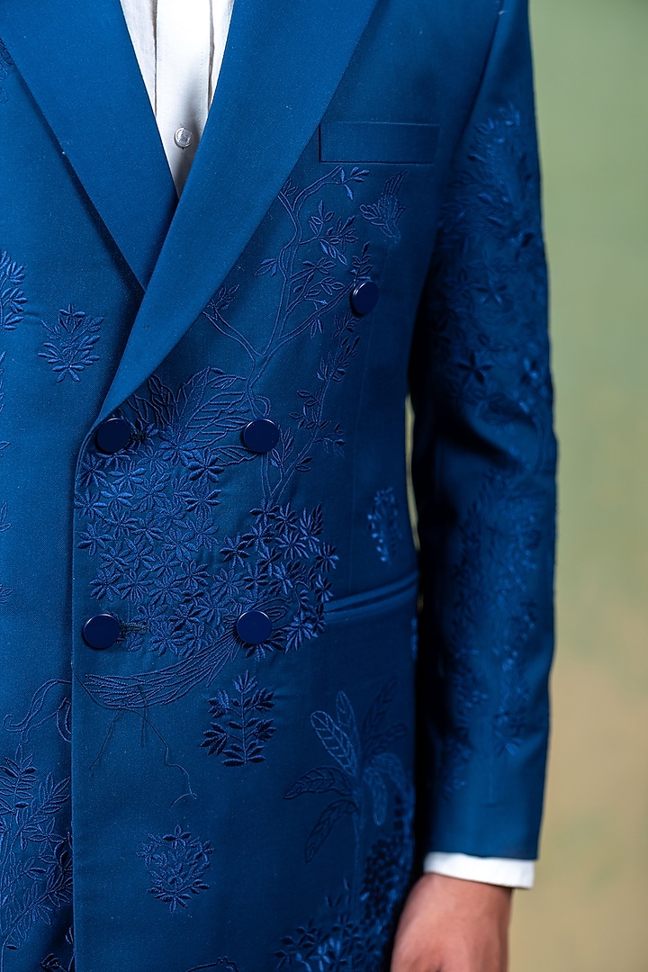 Navy Blue Suiting Double-Breasted Suit Set by AYUSH JAIN at Pernia's Pop Up Shop
