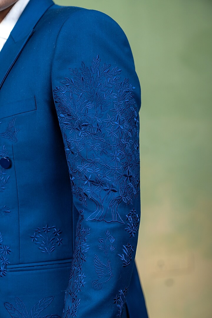 Navy Blue Suiting Double-Breasted Suit Set by AYUSH JAIN at Pernia's Pop Up Shop