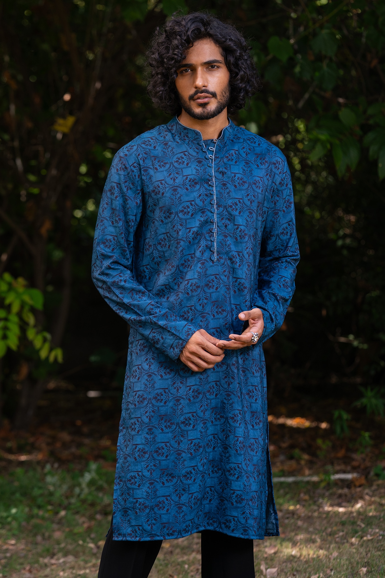 Blue kurta shops design