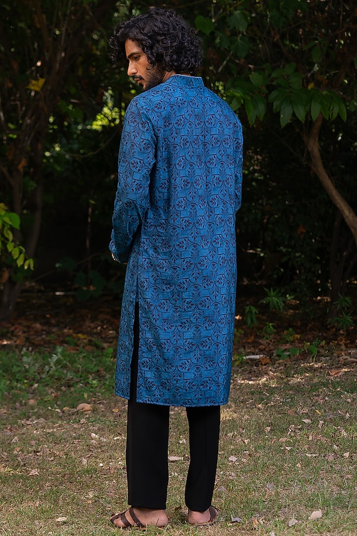 Cobalt Blue Cotton Silk Digital Printed Kurta by AYUSH JAIN at Pernia's Pop Up Shop