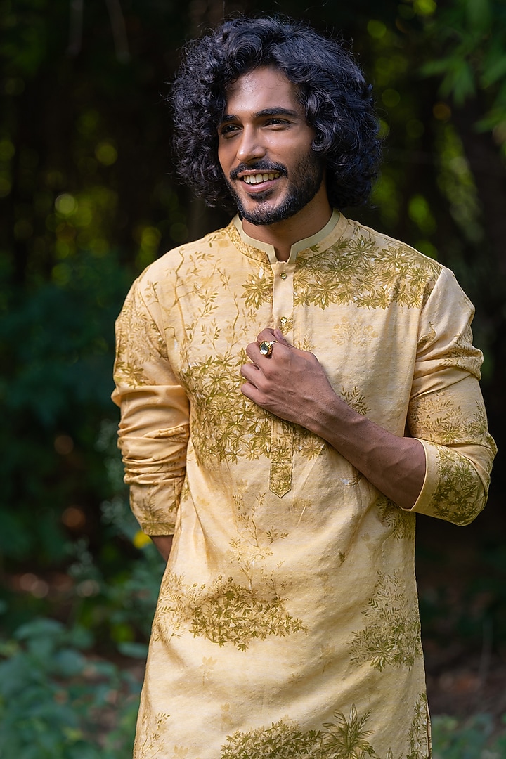 Yellowish-Green Cotton Silk Digital Printed Kurta by AYUSH JAIN at Pernia's Pop Up Shop
