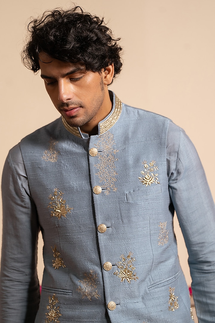 Blue Silk & Cotton Silk Zardosi Hand Embroidered Bundi Jacket Set by AYUSH JAIN at Pernia's Pop Up Shop