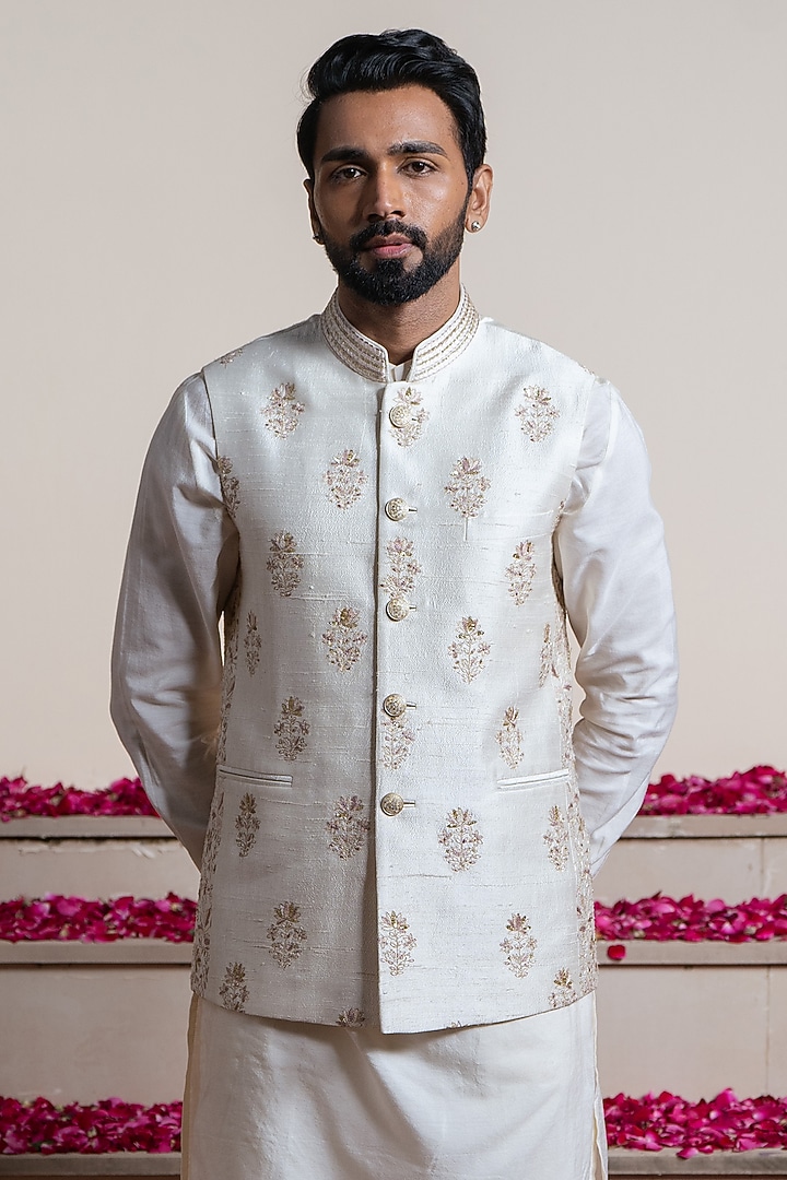 Ivory Silk & Cotton Silk Jaal Embroidered Bundi Jacket With Kurta by AYUSH JAIN at Pernia's Pop Up Shop