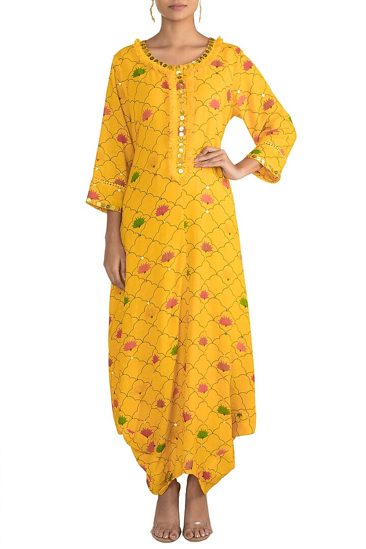 Yellow Embellished Printed Kurta Vacation Dress With Inner Slip by Ayinat By Taniya O'Connor at Pernia's Pop Up Shop
