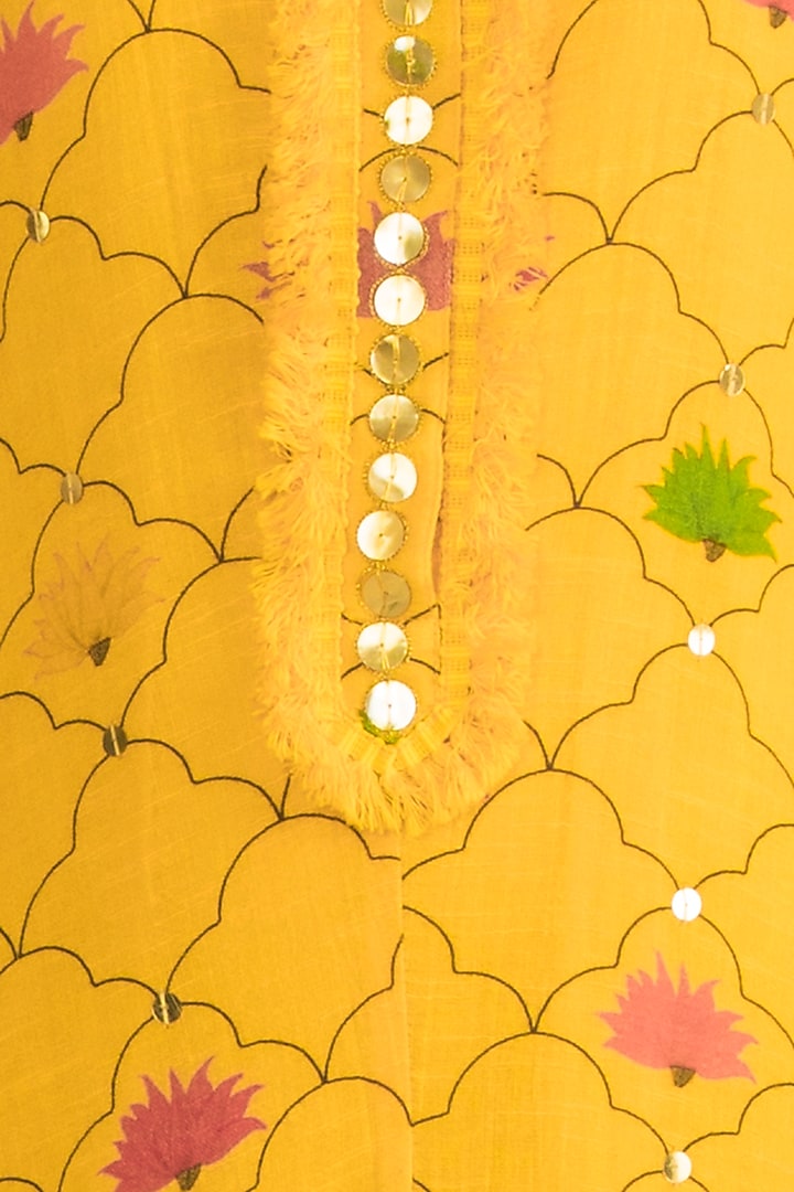 Yellow Embellished Printed Kurta Vacation Dress With Inner Slip by Ayinat By Taniya O'Connor at Pernia's Pop Up Shop