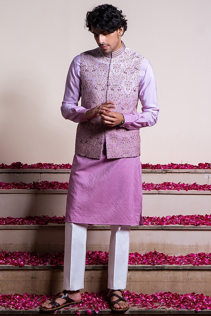 Lavender Ombre Silk Hand Embroidered Bundi Jacket by AYUSH JAIN at Pernia's Pop Up Shop