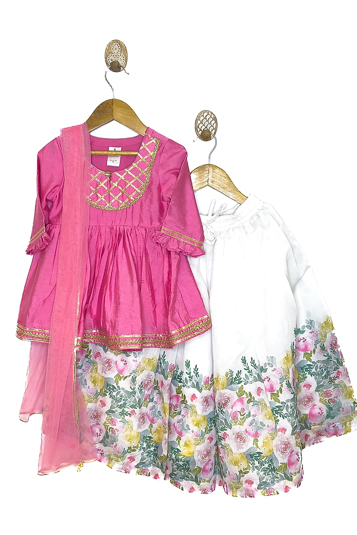 White Chanderi Gota Work Lehenga Set For Girls by Baby Wagon at Pernia's Pop Up Shop