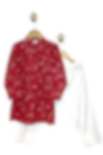 Red Pure Cotton Kurta Set For Boys by Baby Wagon