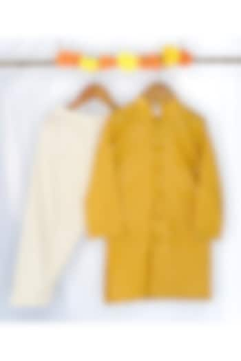 Yellow Chanderi Cotton Kurta Set For Boys by Baby Wagon