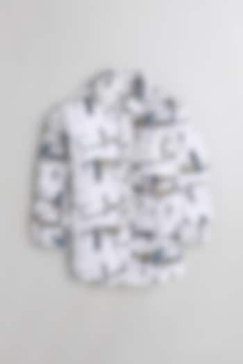 White Cotton Printed Shirt For Boys by Baatcheet