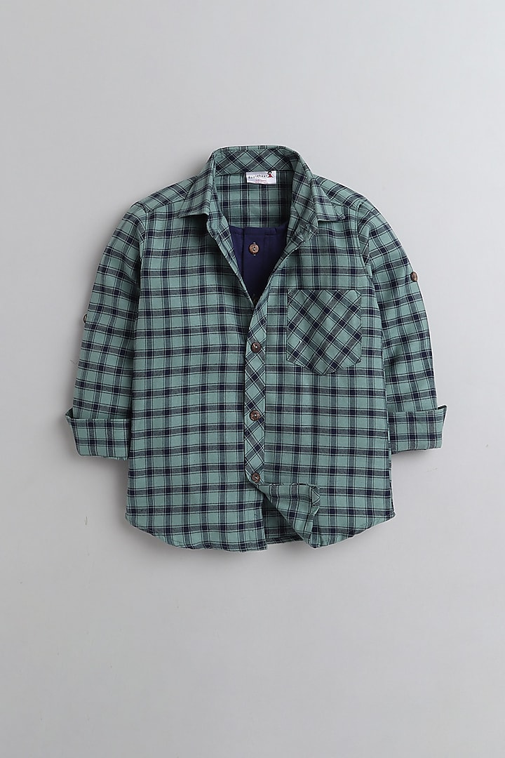 Green Cotton Checkered Shirt With Attached T-Shirt For Boys by Baatcheet