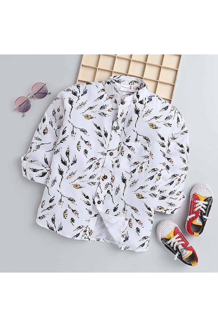 White Cotton Leaf Printed Shirt For Boys by Baatcheet