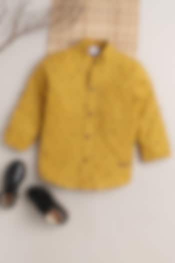 Yellow Floral Leaf Printed Shirt For Boys by Baatcheet