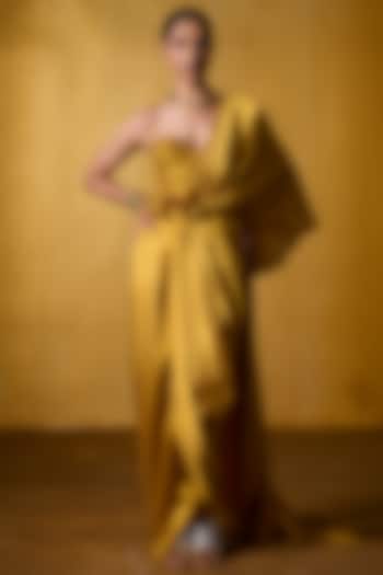 Ochre Crinkled Crepe Pre-Draped Party Wear Saree Set by Bairagi Designs at Pernia's Pop Up Shop