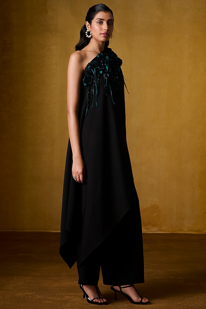 Black Banana Crepe Embellished Kaftan Set by Bairagi Designs at Pernia's Pop Up Shop