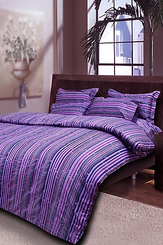 Purple Printed Duvet Set (Set of 3) by By ADAB