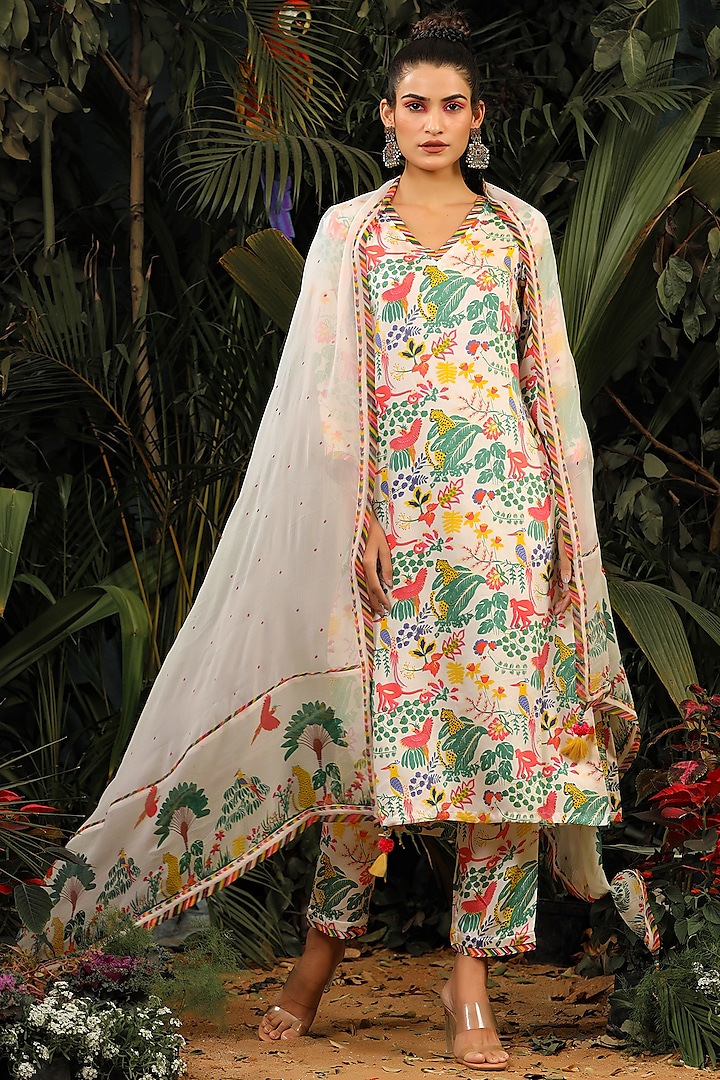 White Modal Satin Kurta Set by Baise Gaba at Pernia's Pop Up Shop