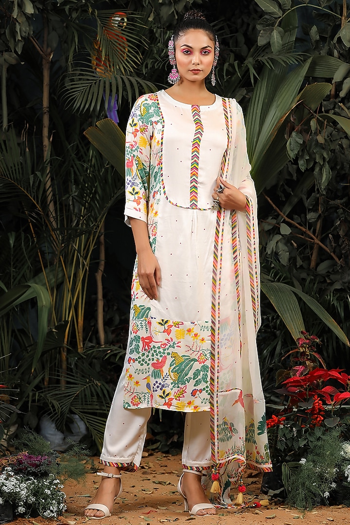 White Modal Satin Gathered Kurta Set by Baise Gaba at Pernia's Pop Up Shop