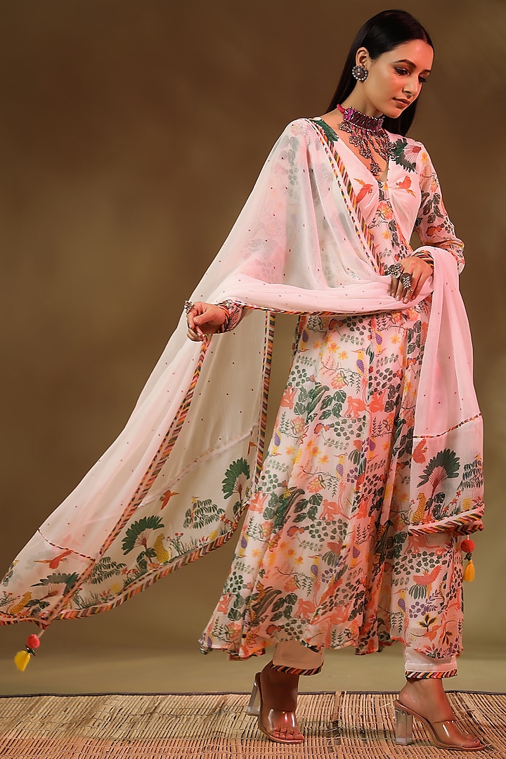 White Chiffon Paneled Anarkali Set by Baise Gaba at Pernia's Pop Up Shop