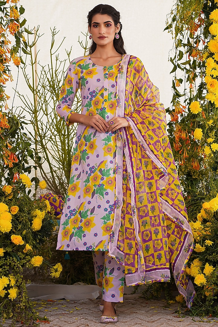 Lavender Cotton Straight Kurta Set by Baise Gaba at Pernia's Pop Up Shop