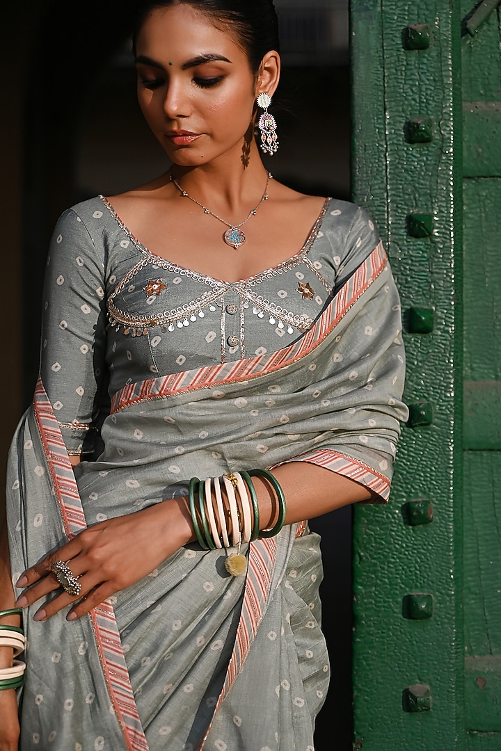 Green Chanderi Mirror Embellished & Bandhej Printed Festive Saree Set by Baise Gaba at Pernia's Pop Up Shop