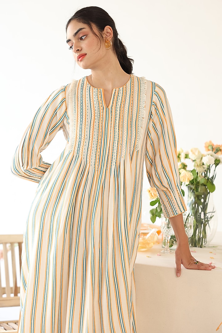 Off-White Rayon Moss Stripe Printed & Embroidered Kurta Set by Baise Gaba at Pernia's Pop Up Shop