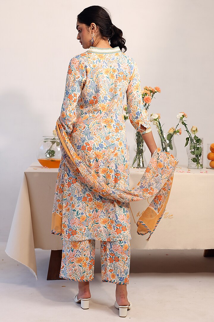 Off-White Rayon Moss Floral Printed Straight Kurta Set by Baise Gaba at Pernia's Pop Up Shop
