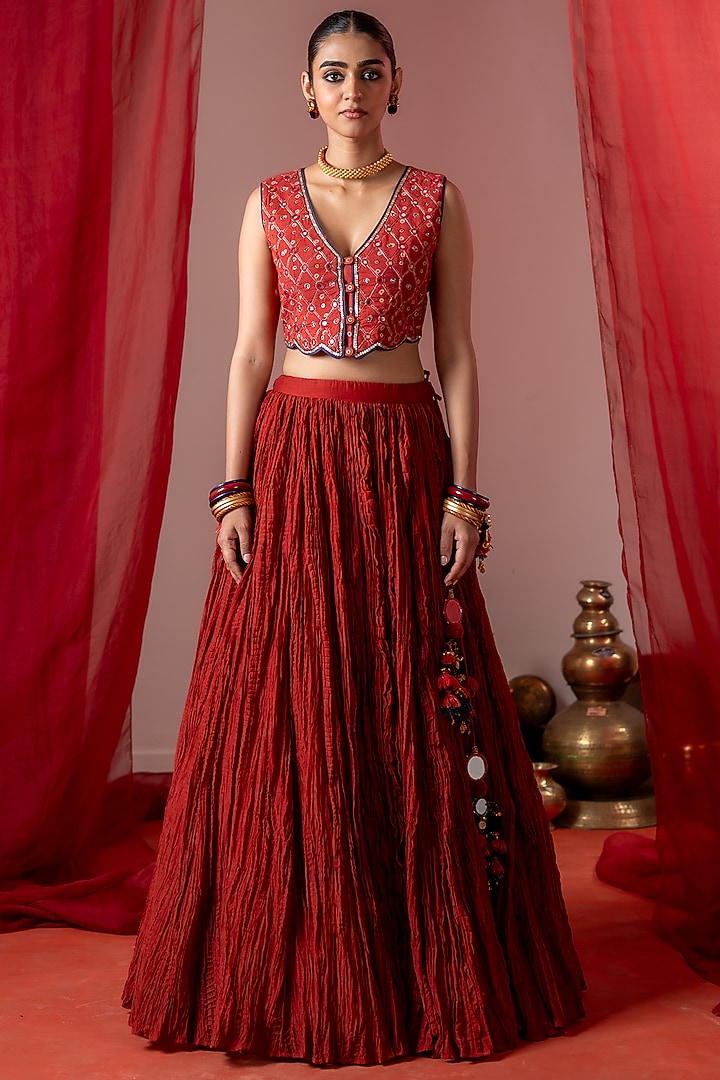 Red Chanderi Flared Skirt Set by Baise Gaba at Pernia's Pop Up Shop