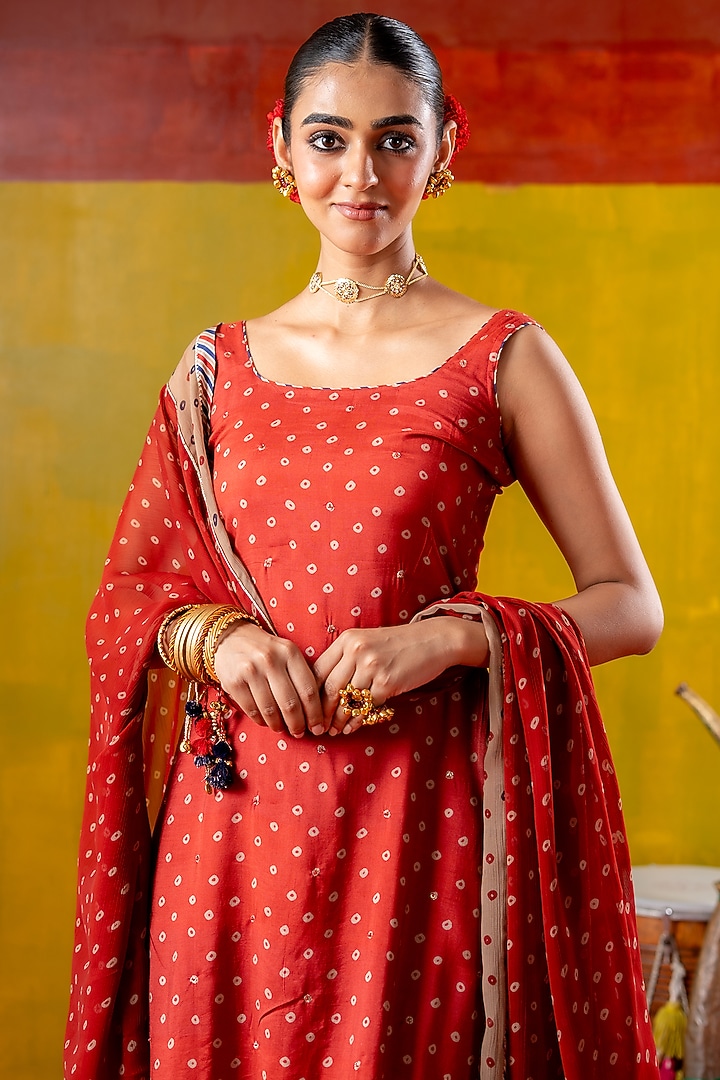 Red Muslin Kurta Set by Baise Gaba at Pernia's Pop Up Shop