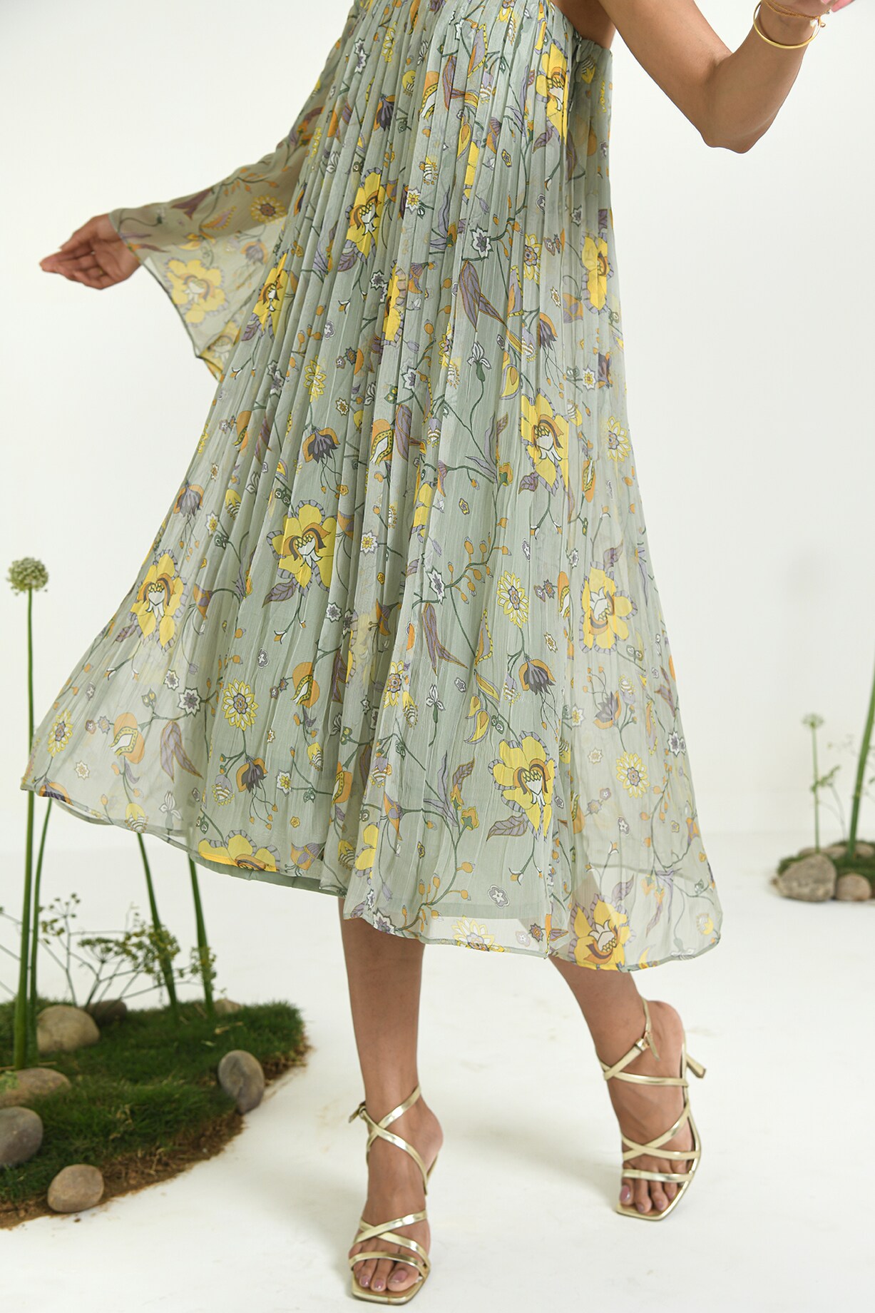 green elsa dress Elsa Maxi Dress - Olive main image 0