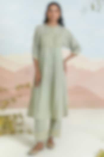 Sage Green Cotton Dobby Floral Embroidered Kurta Set by Baise Gaba at Pernia's Pop Up Shop