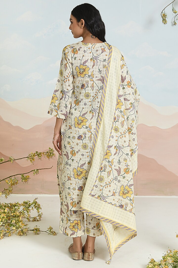 Beige Cotton Floral Printed Kurta Set by Baise Gaba at Pernia's Pop Up Shop