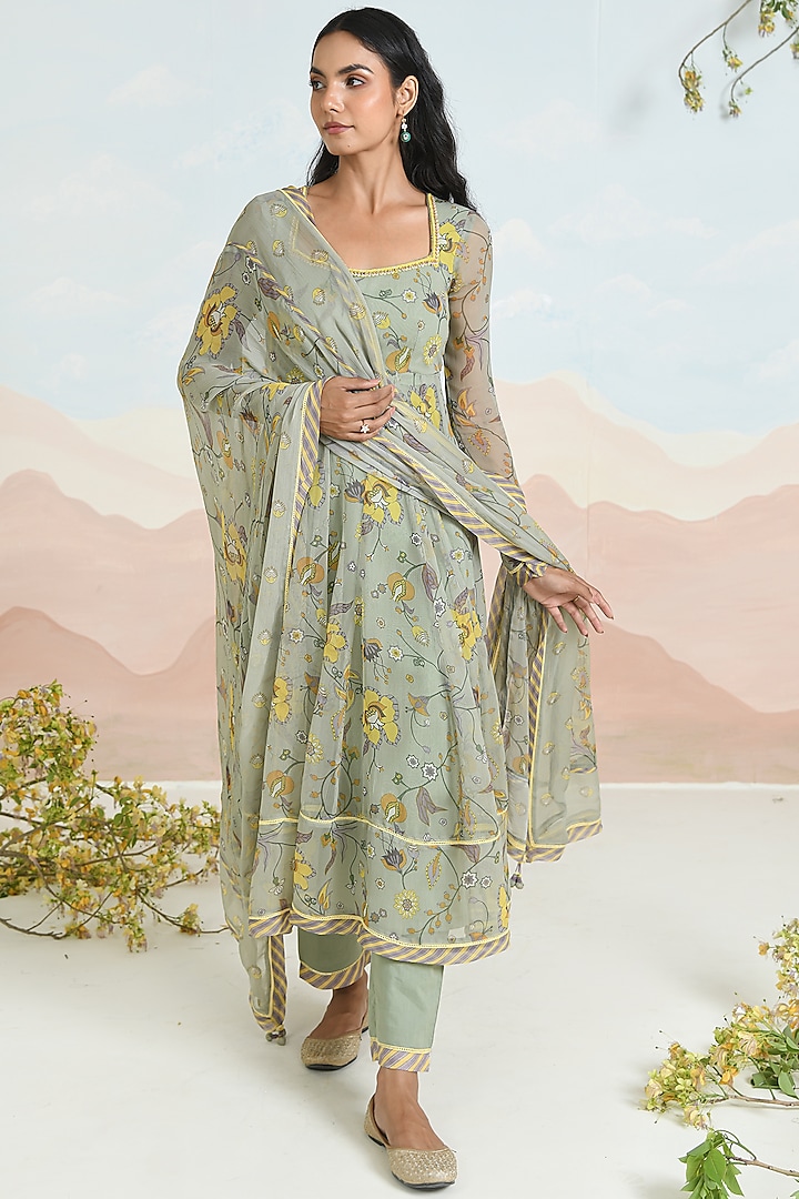Green Chiffon Anarkali Set by Baise Gaba at Pernia's Pop Up Shop