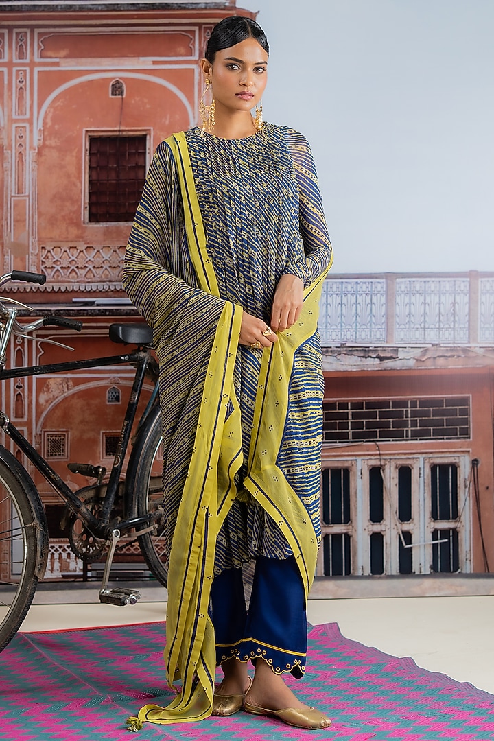 Dark Blue & Lime Yellow Chiffon Leheriya Printed Kurta Set by Baise Gaba at Pernia's Pop Up Shop