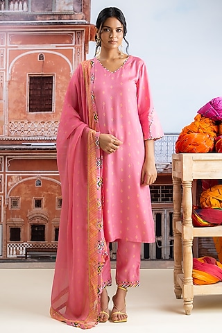 Fuchsia Pink Muslin Kurta Set by Baise Gaba