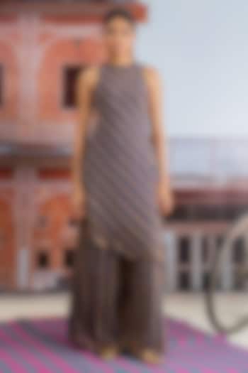 Dark Blue Chiffon Zig-Zag Printed Asymmetric Kurta Set by Baise Gaba at Pernia's Pop Up Shop