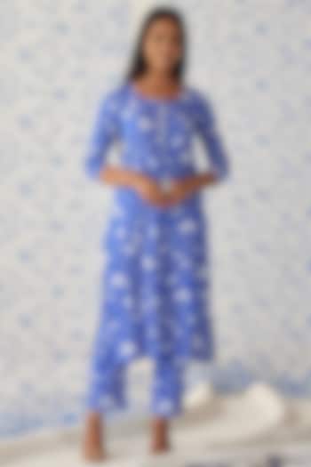 Blue Printed Kurta by Baise Gaba at Pernia's Pop Up Shop